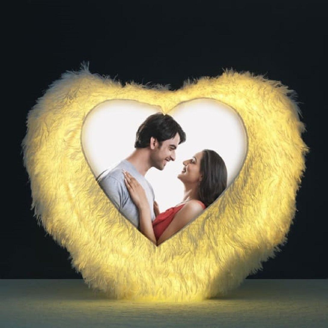 SMR Kart YELLOW HEART FUR CUSHION